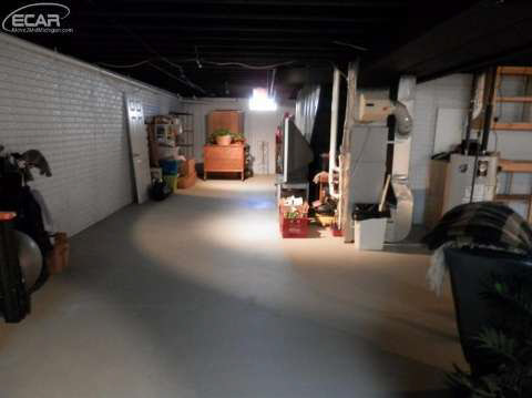 1256 Reid Road Grand Blanc, MI 48439 - Photo 33 of 34 20445567-32.JPG