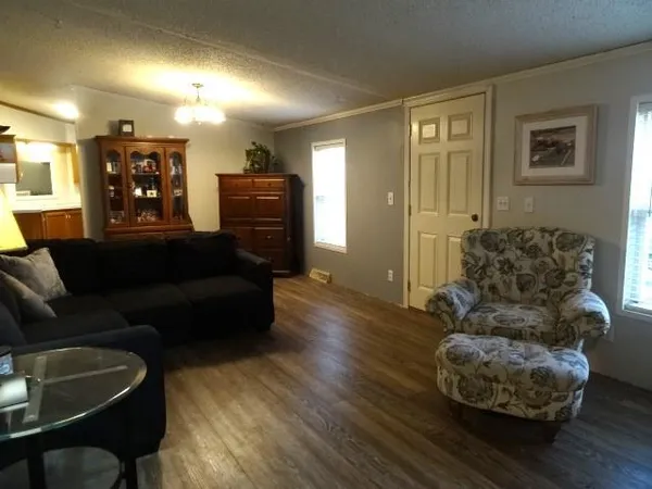 $659,000 | 14769 Northeast State Route East, Adrian, MO 64720