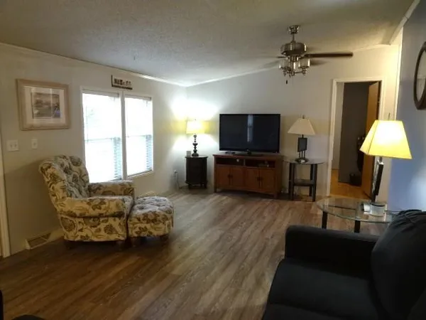 $659,000 | 14769 Northeast State Route East, Adrian, MO 64720