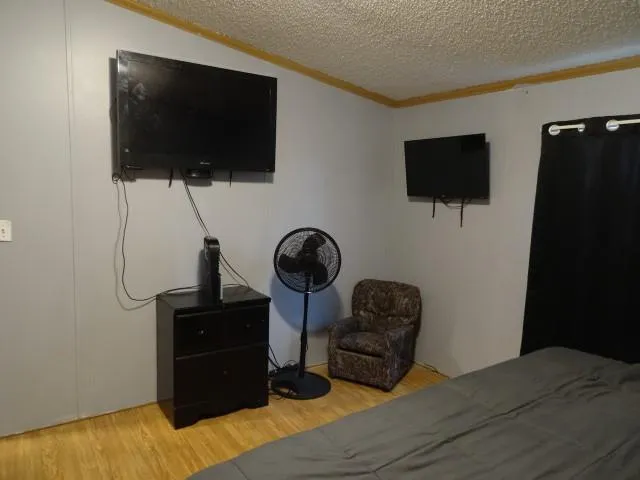 $659,000 | 14769 Northeast State Route East, Adrian, MO 64720