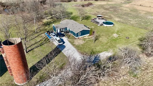 $659,000 | 14769 Northeast State Route East, Adrian, MO 64720