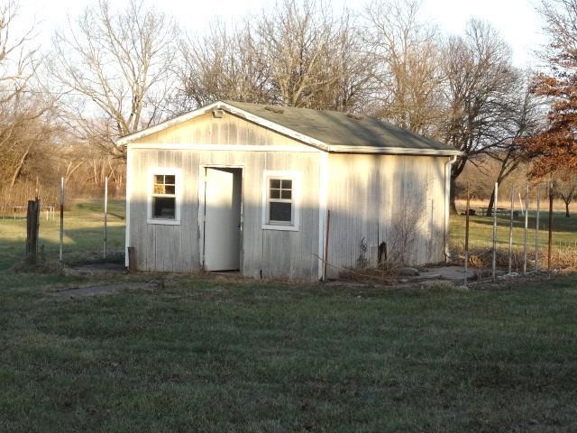 14769 Northeast State Route East Adrian, MO 64720 - Photo 63 of 96