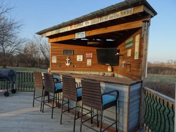 $659,000 | 14769 Northeast State Route East, Adrian, MO 64720