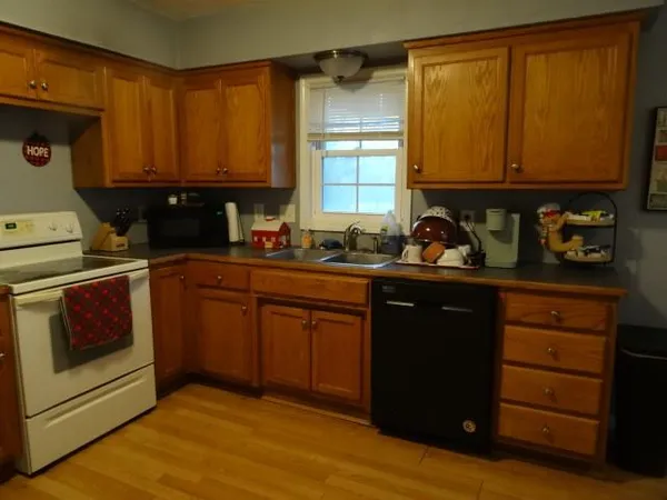 $659,000 | 14769 Northeast State Route East, Adrian, MO 64720