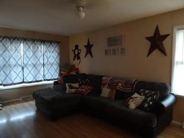 $659,000 | 14769 Northeast State Route East, Adrian, MO 64720