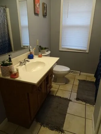 $659,000 | 14769 Northeast State Route East, Adrian, MO 64720