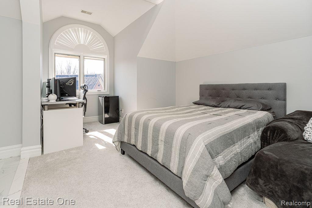 1832 North Rochester Road Oakland, MI 48363 - Photo 49 of 79