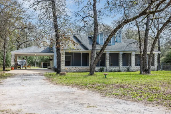 $450,000 | 4196 Winding Road, Hearne, TX 77859