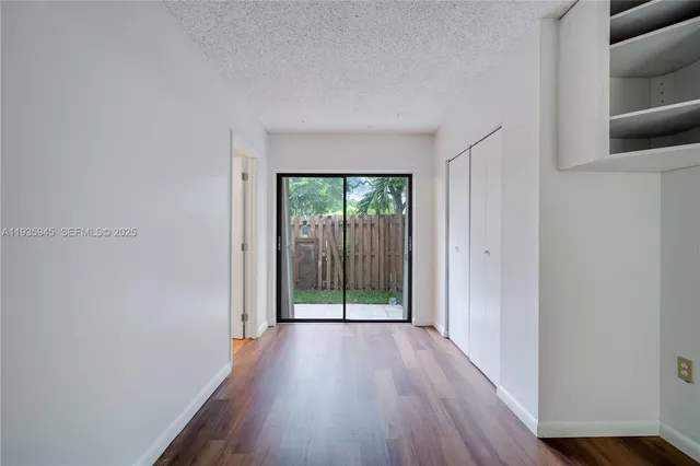 $475,000 | 11483 Southwest 109th Road, Unit 2E, Miami, FL 33176