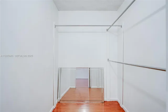 $475,000 | 11483 Southwest 109th Road, Unit 2E, Miami, FL 33176