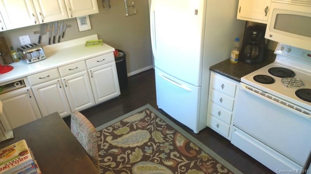 8337 Knights Bridge Road, Unit 171 Charlotte, NC 28210 - Photo 5 of 22 Gallery Image 5