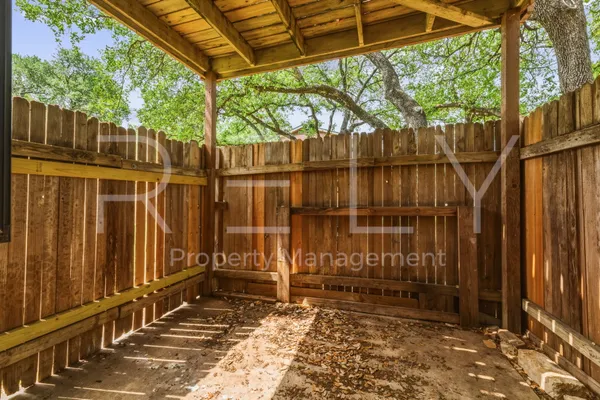 $995 | 302 Algerita Drive, Unit A, Georgetown, TX 78628