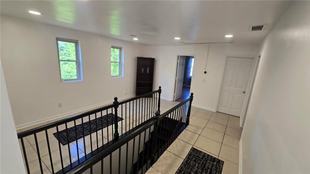 2669 Knoll Road Southeast Smyrna, GA 30080 - Photo 15 of 24