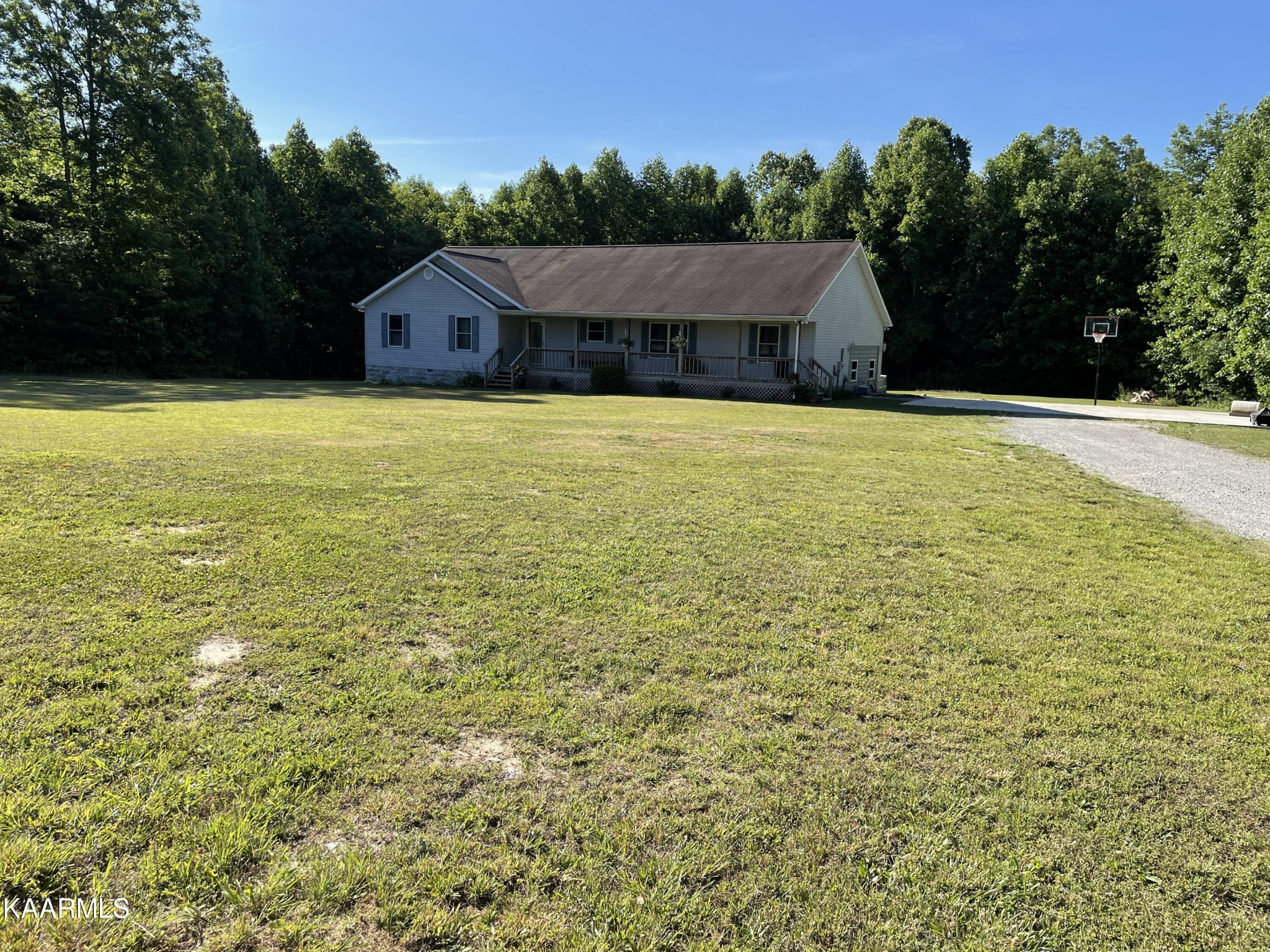 2740 Stockton Road Jamestown, TN 38556 - Photo 3 of 58 Gallery Image 3