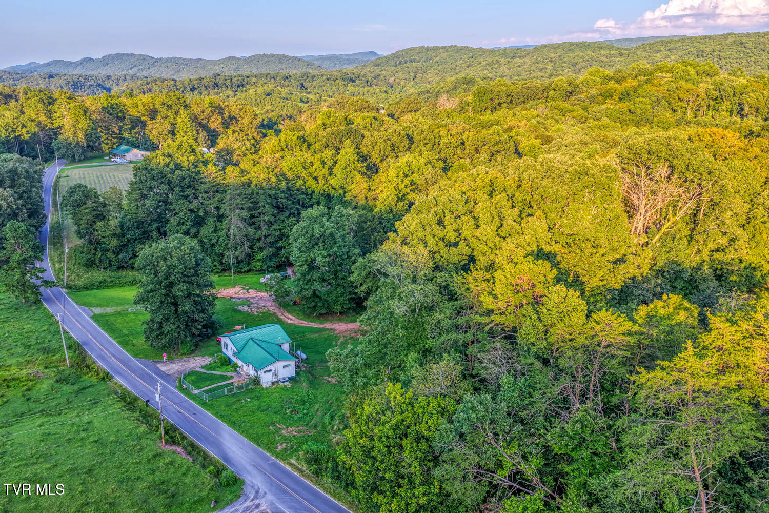 337 Tarpine Valley Road Rogersville, TN 37857 - Photo 20 of 36 337 Tarpine V. Rog MLSa (26 of 27)