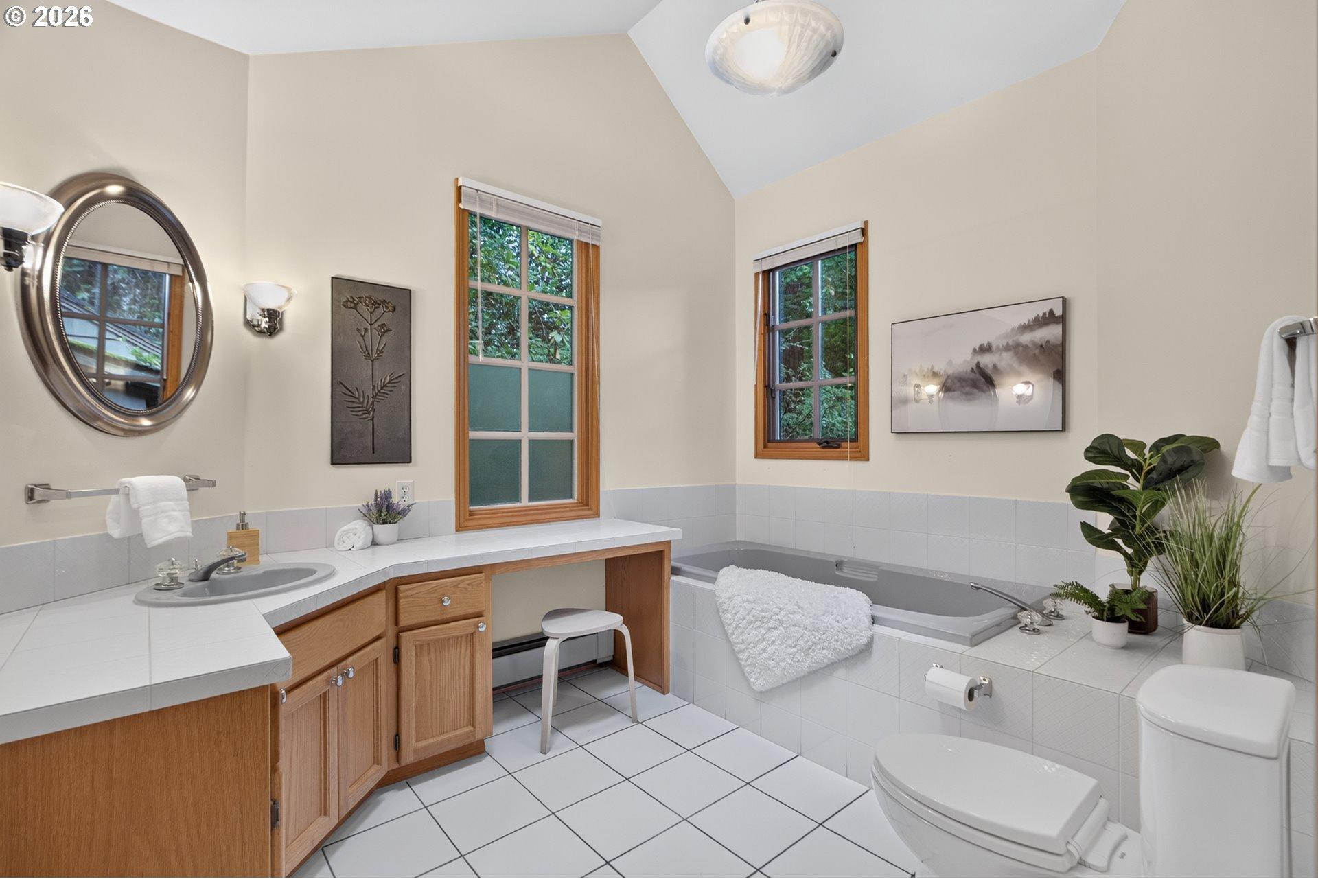 199 Pine Valley Road Lake Oswego, OR 97034 - Photo 24 of 42 Gallery Image 24