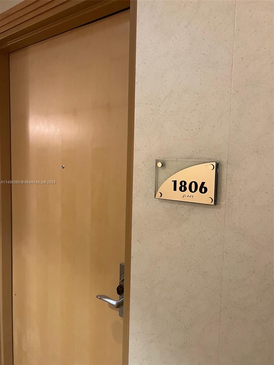 218 Southeast 14th Street, Unit 1806 Miami, FL 33131 - Photo 12 of 12