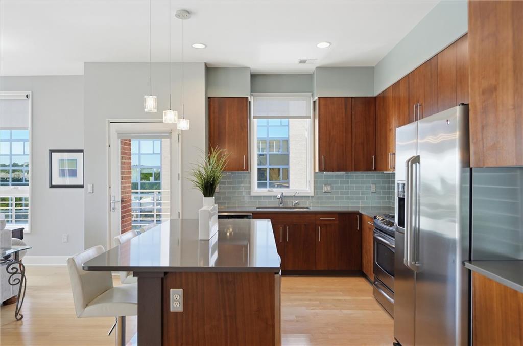 4521 Wornall Road, Unit 211 Kansas City, MO 64111 - Photo 16 of 41