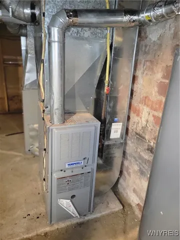 $189,000 | 80 Charlotte Street, Lockport City, NY 14094