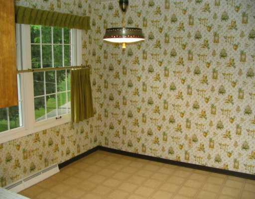 1780 Partridge Run Road Upper St. Clair, PA 15241 - Photo 5 of 8 Kitchen.