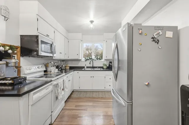 $365,000 | 2395 Johnson Road, North Branch, MI 48461