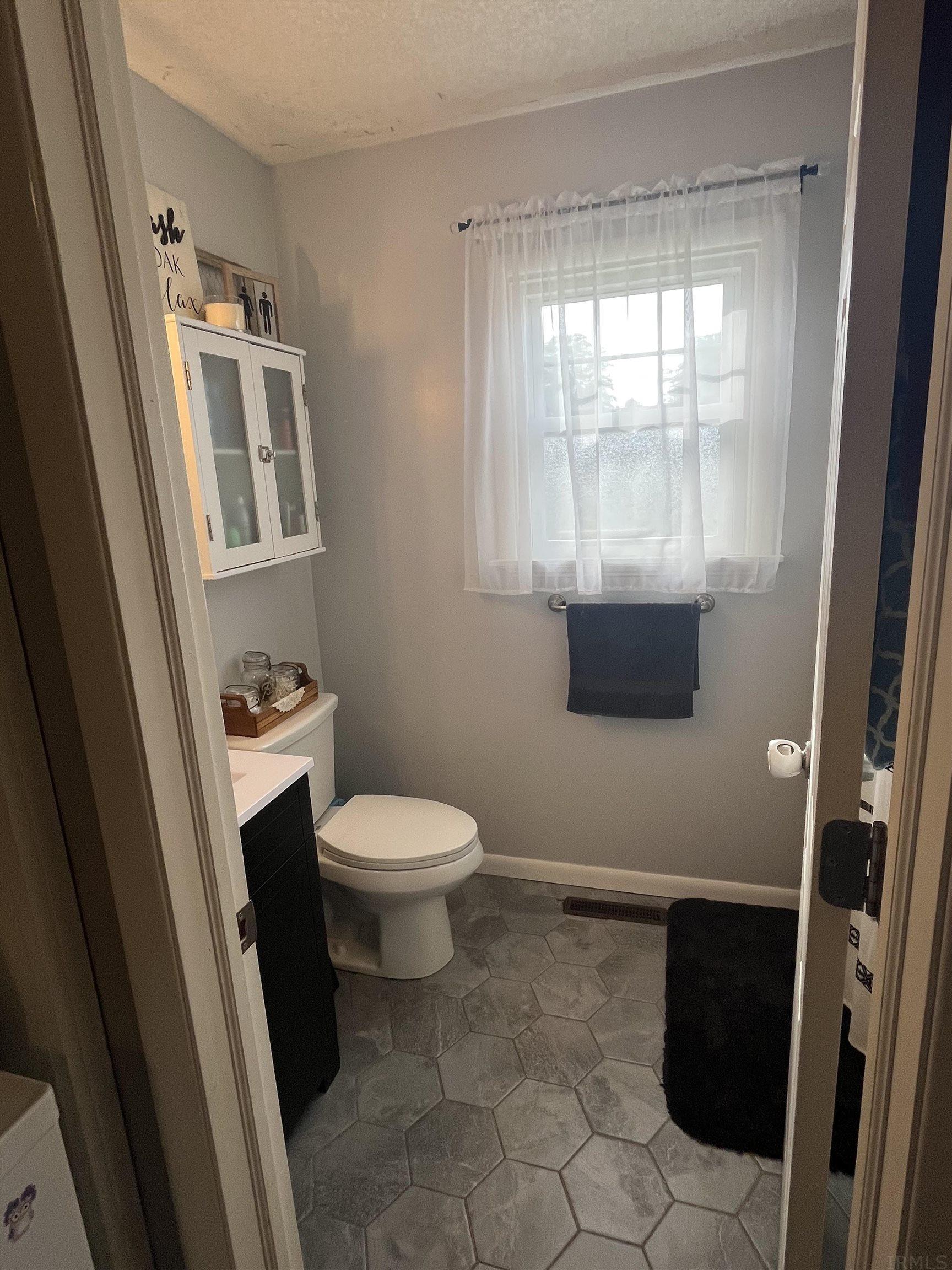 1139 Lewis Place Decatur, IN 46733 - Photo 6 of 9