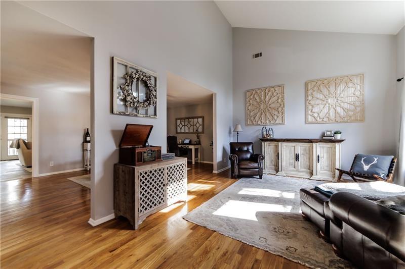 110 Lakeview Ridge West, Unit 110 Roswell, GA 30076 - Photo 1 of 1 Gallery Image 1