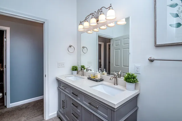 $585,000 | 74 Garmish Road, Conway, NH 03818