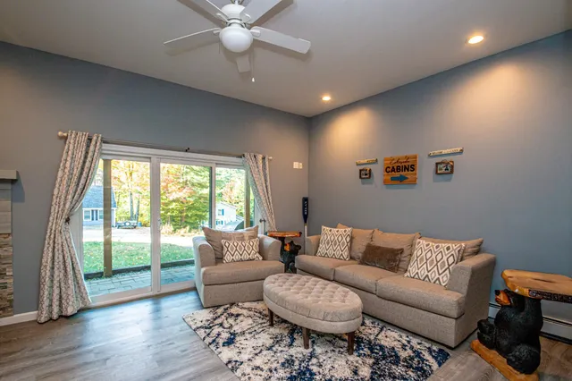 $585,000 | 74 Garmish Road, Conway, NH 03818