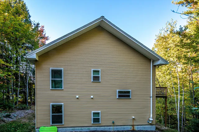 $585,000 | 74 Garmish Road, Conway, NH 03818