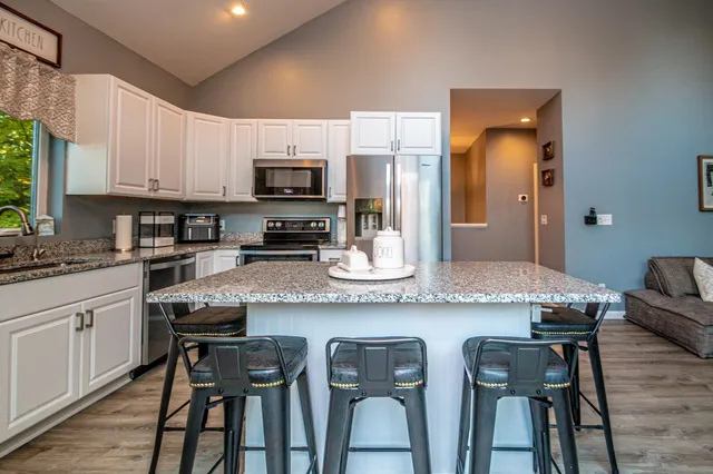 $585,000 | 74 Garmish Road, Conway, NH 03818