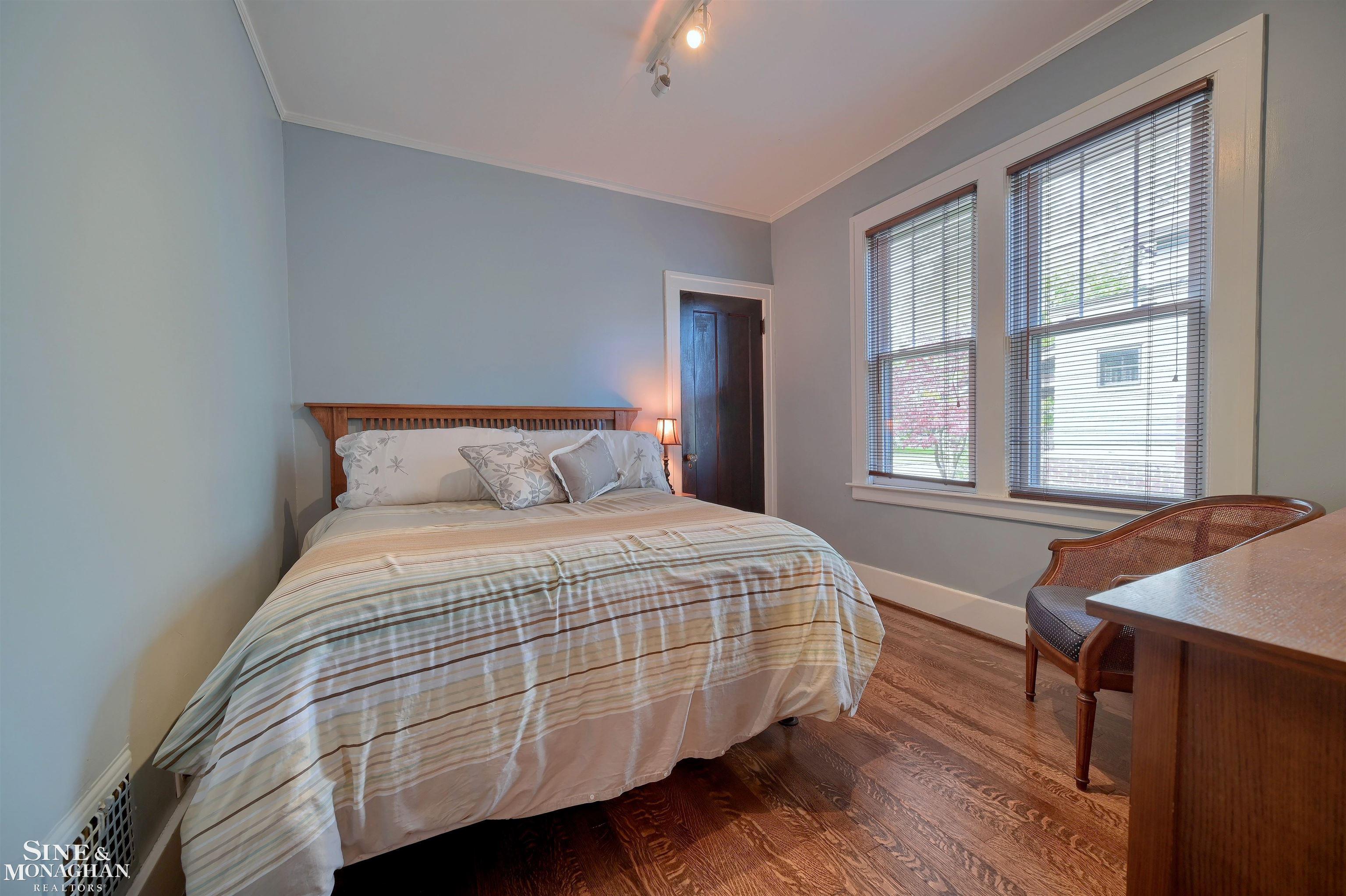 866 Barrington Road Grosse Pointe Park, MI 48230 - Photo 23 of 46