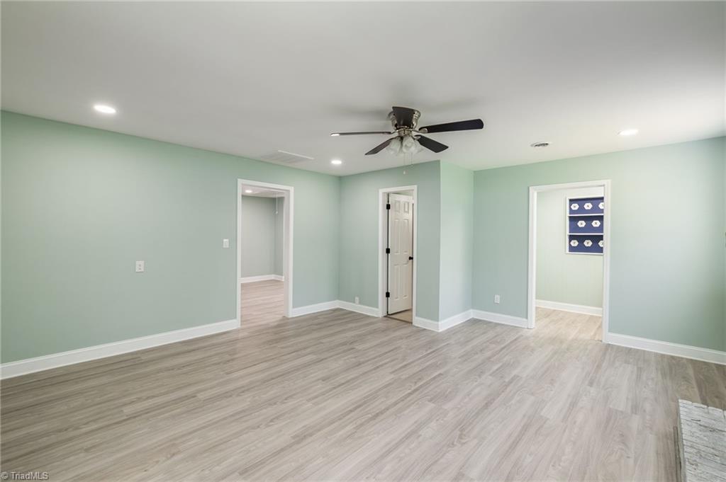 4009 Merton Road Greensboro, NC 27455 - Photo 18 of 32 Gallery Image 18