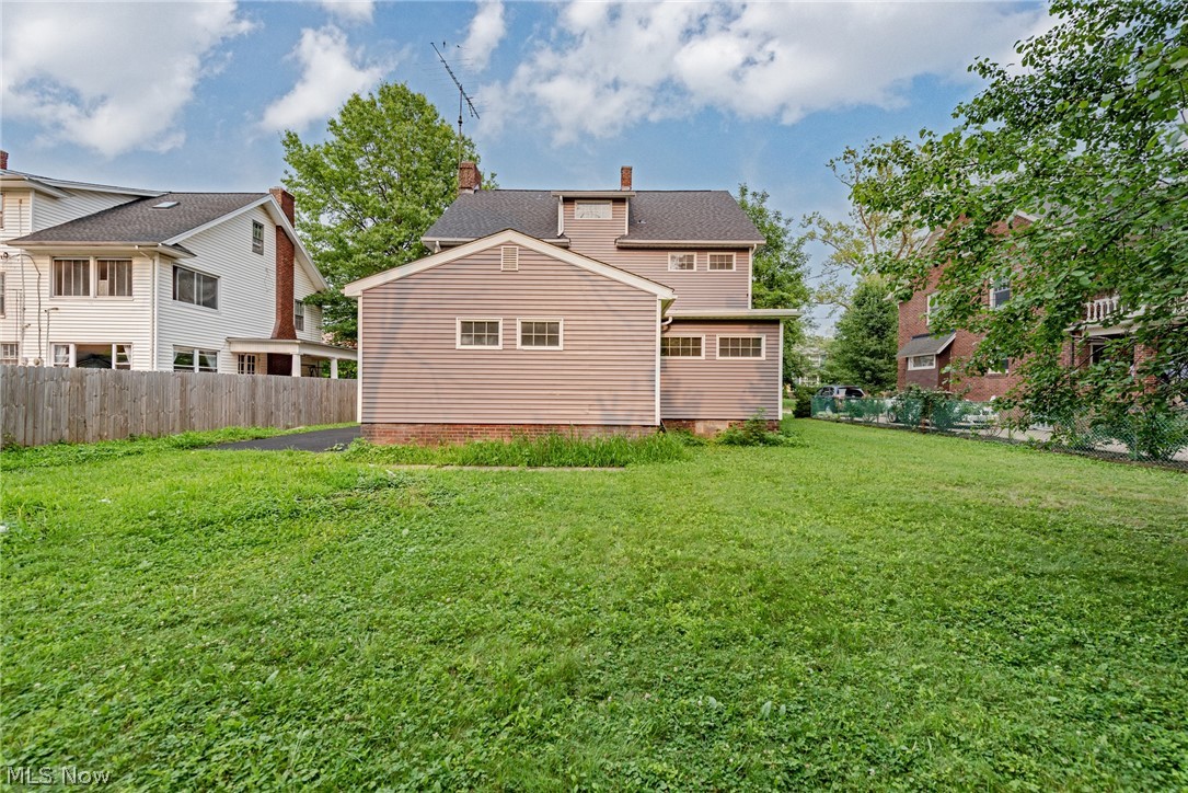 2182 Middlefield Road Cleveland Heights, OH 44106 - Photo 31 of 32 Gallery Image 31