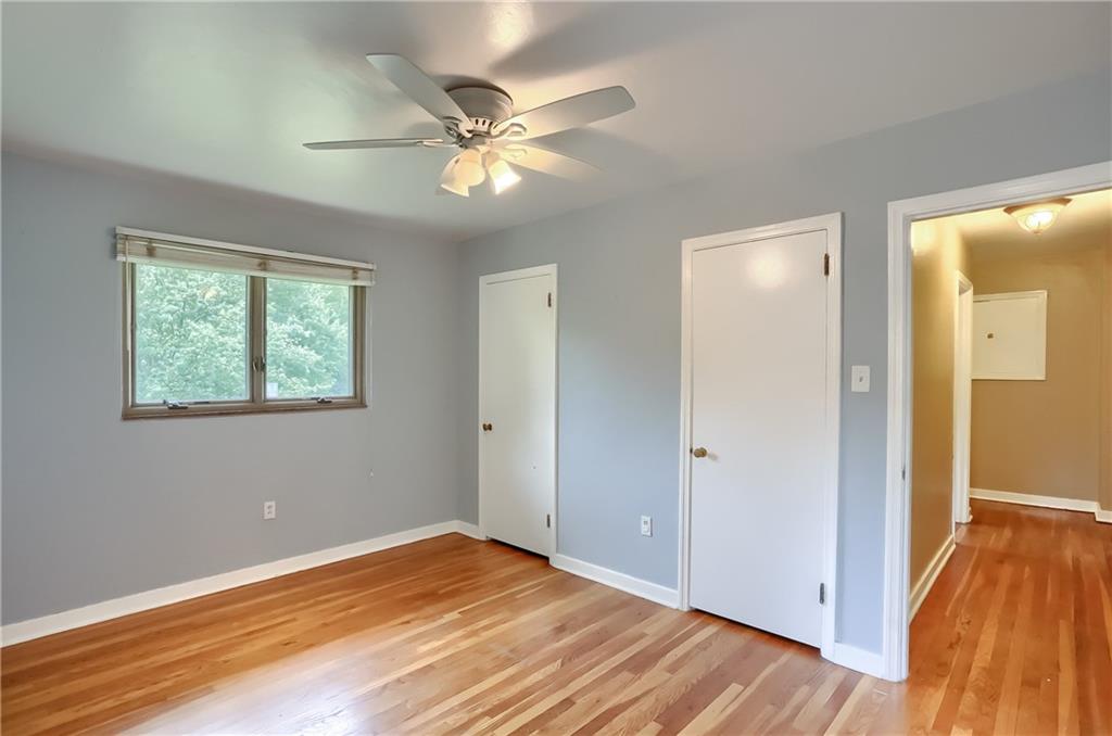 243 Crestmont Road Pittsburgh, PA 15237 - Photo 17 of 25 Gallery Image 17