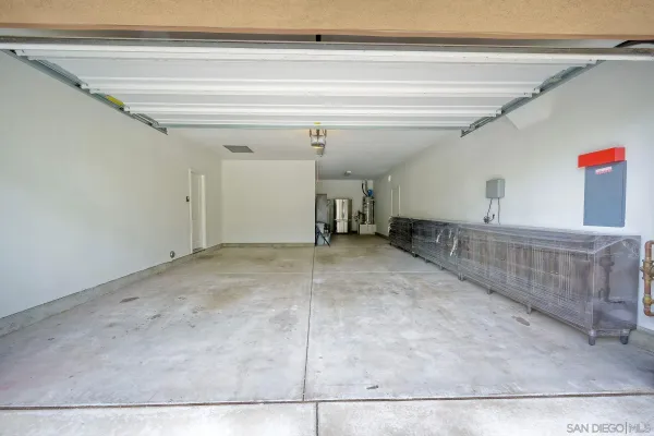 $2,475,000 | 11559 Sweet Willow Way, San Diego, CA 92131