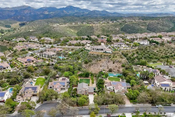 $2,475,000 | 11559 Sweet Willow Way, San Diego, CA 92131