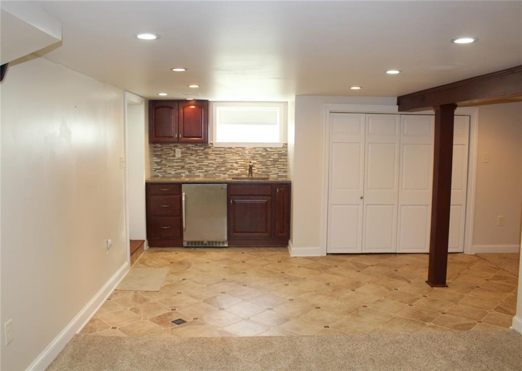 167 Freeport Road Butler, PA 16002 - Photo 13 of 24