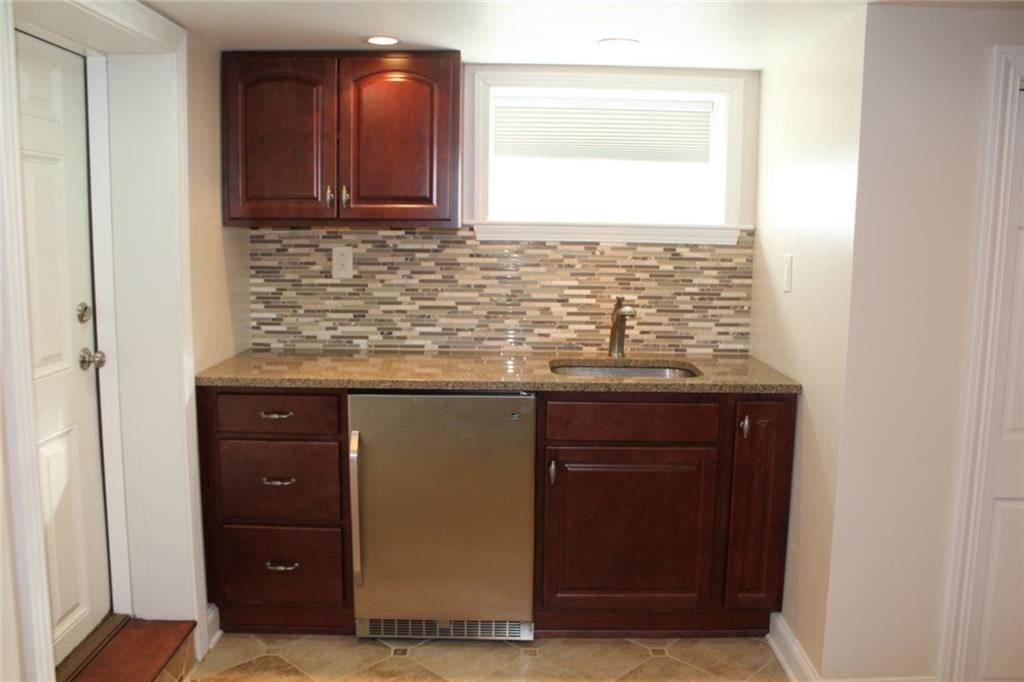 167 Freeport Road Butler, PA 16002 - Photo 14 of 24