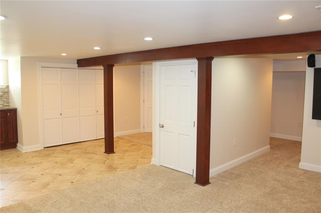 167 Freeport Road Butler, PA 16002 - Photo 17 of 24