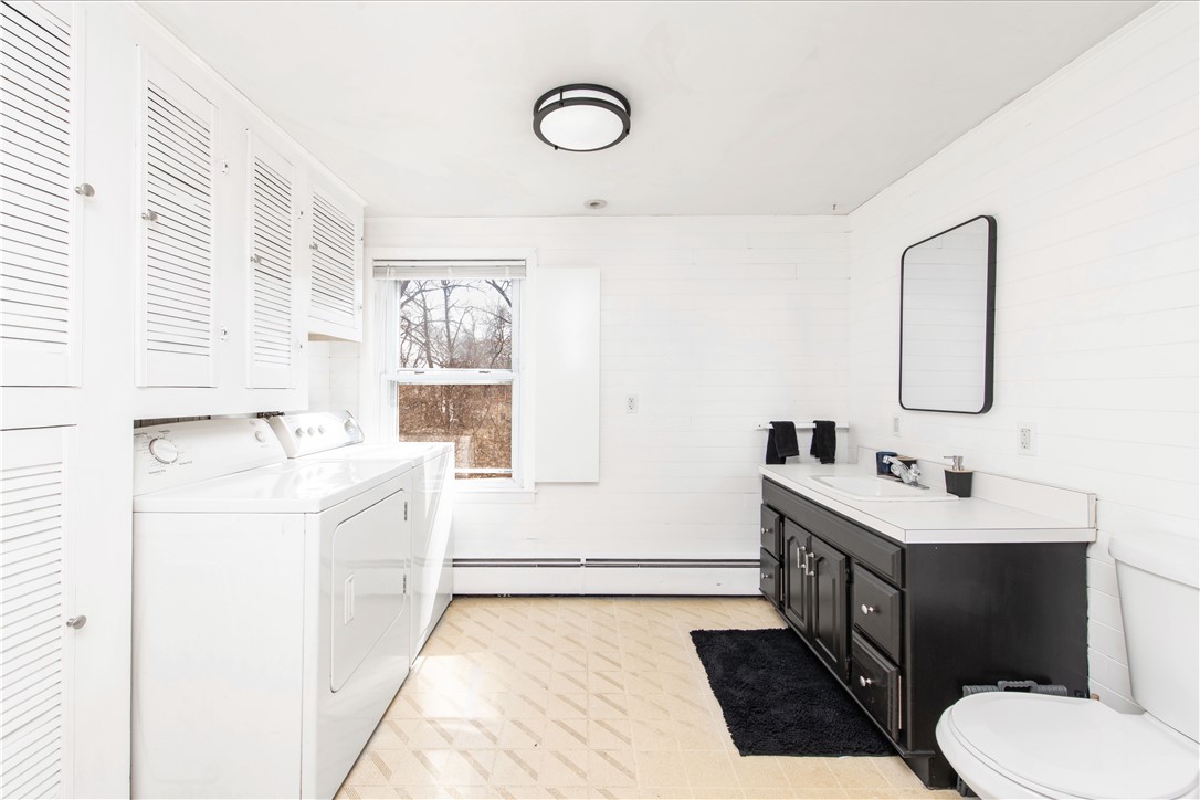 198 Knotty Oak Road Coventry, RI 02816 - Photo 11 of 26