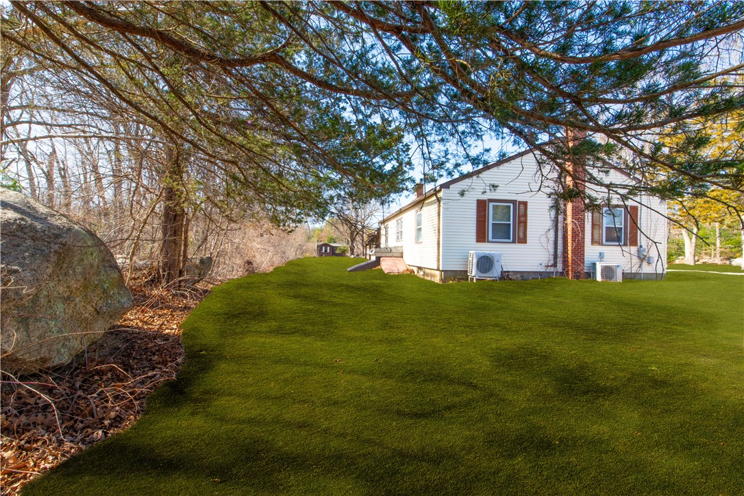 198 Knotty Oak Road Coventry, RI 02816 - Photo 17 of 26