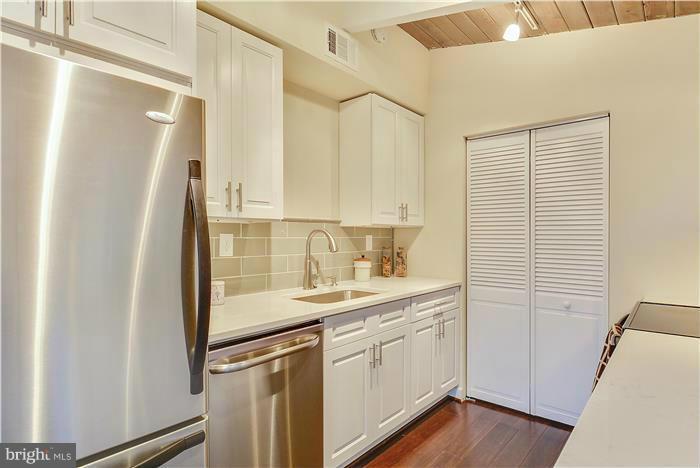 2610 Henderson Avenue Silver Spring, MD 20902 - Photo 6 of 14 Kitchen