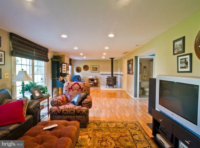 415 Kemper Road Joppa, MD 21085 - Photo 19 of 26 Family Room