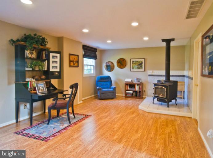 415 Kemper Road Joppa, MD 21085 - Photo 20 of 26 Family Room