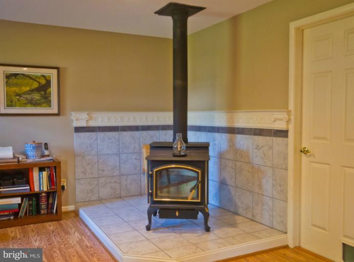 415 Kemper Road Joppa, MD 21085 - Photo 10 of 26 Interior (General)