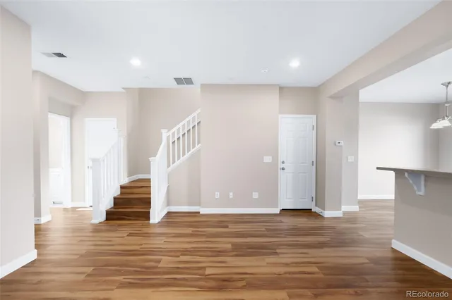 $2,845 | 13543 East Longview Avenue, Englewood, CO 80111