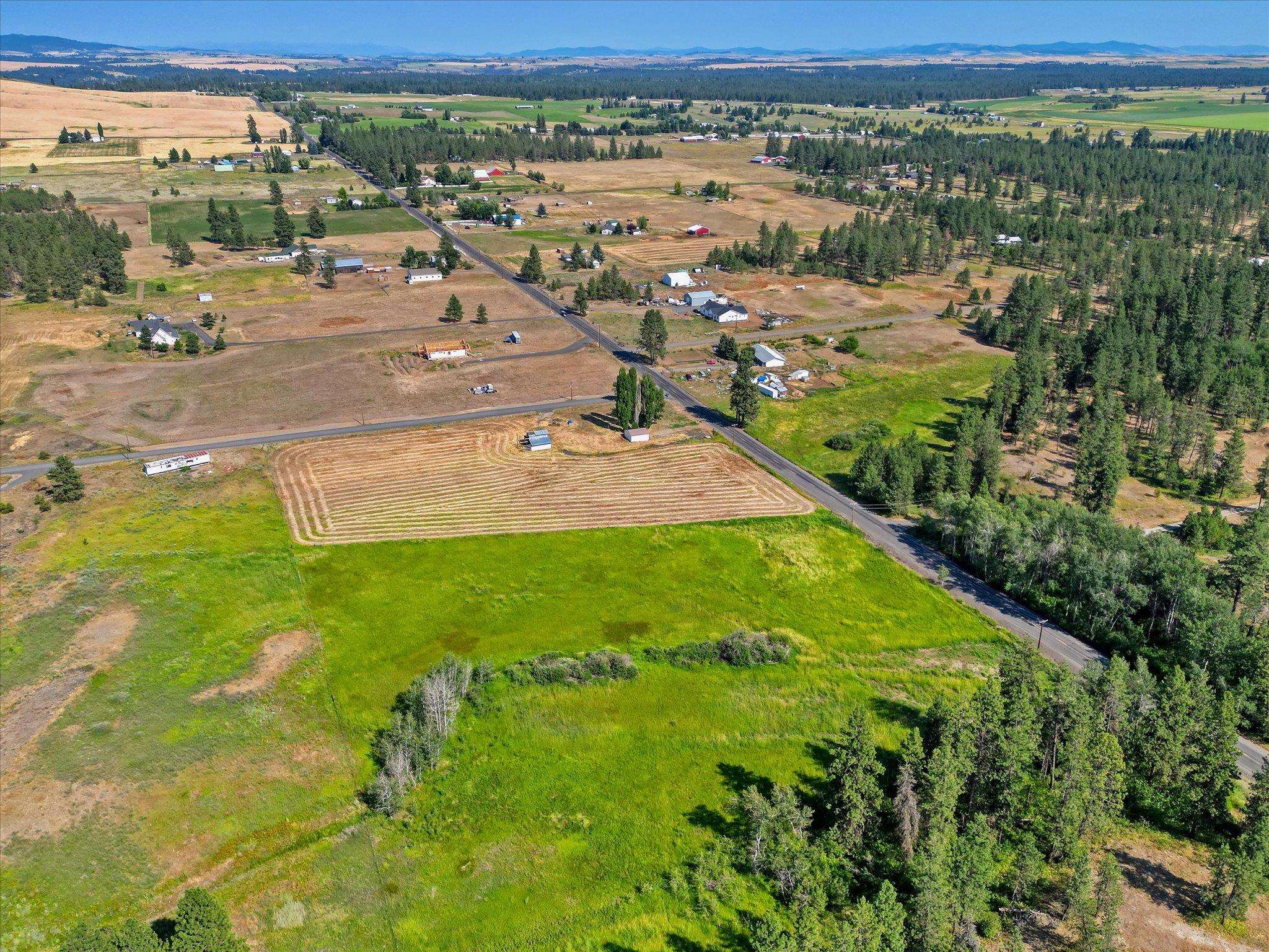 1410 West Paradise Road Spokane, WA 99224 - Photo 7 of 16