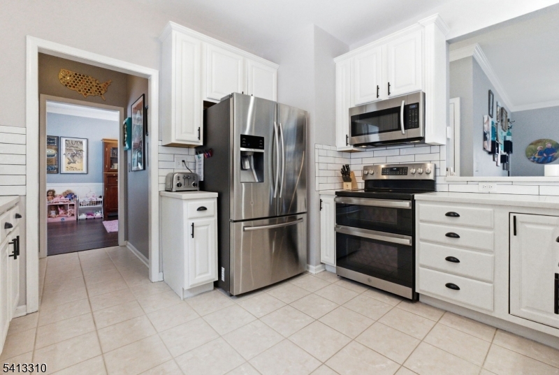 9 Poplar Court Hackettstown, NJ 07840 - Photo 15 of 50