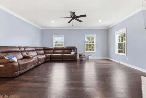 $650,000 | 9 Poplar Court, Hackettstown, NJ 07840